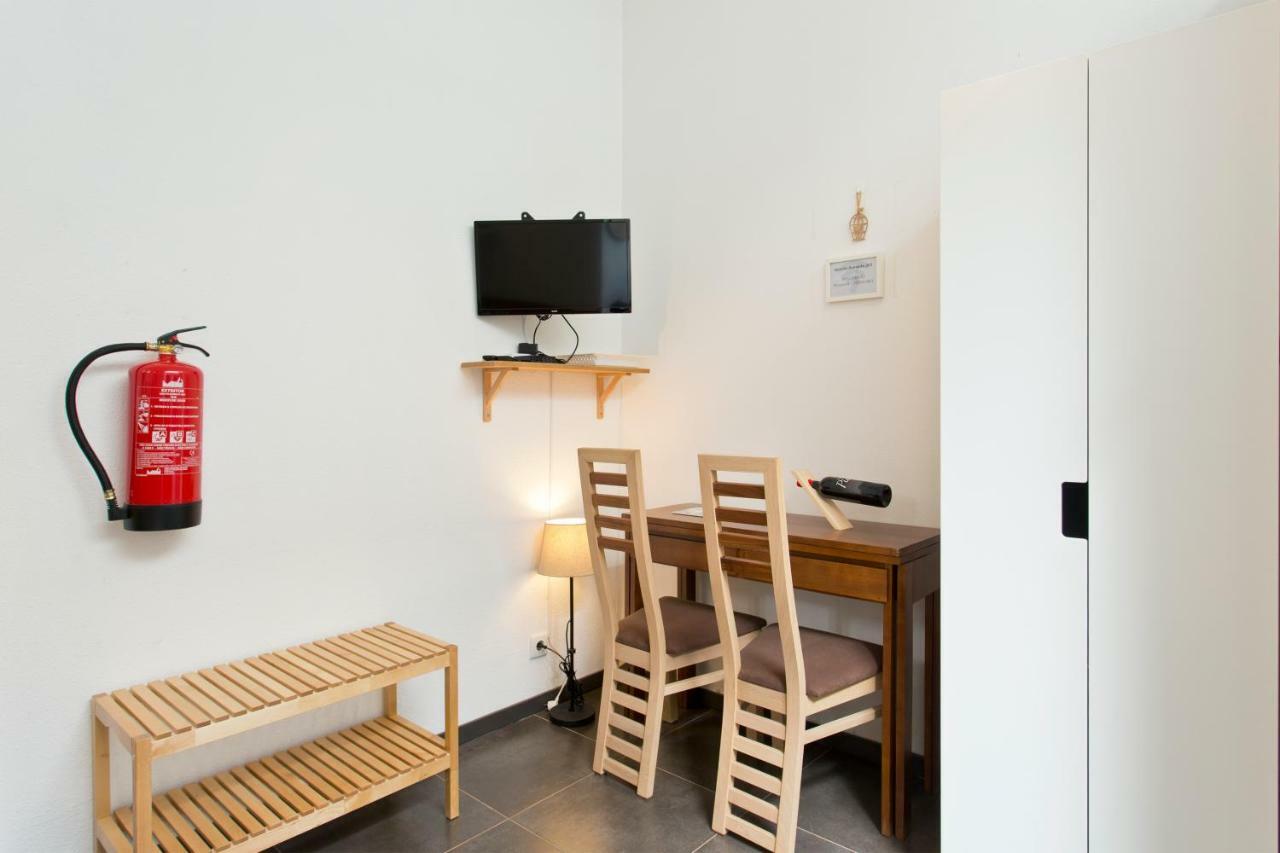 Cosy Flat Downtown Apartment Порто Екстериор снимка